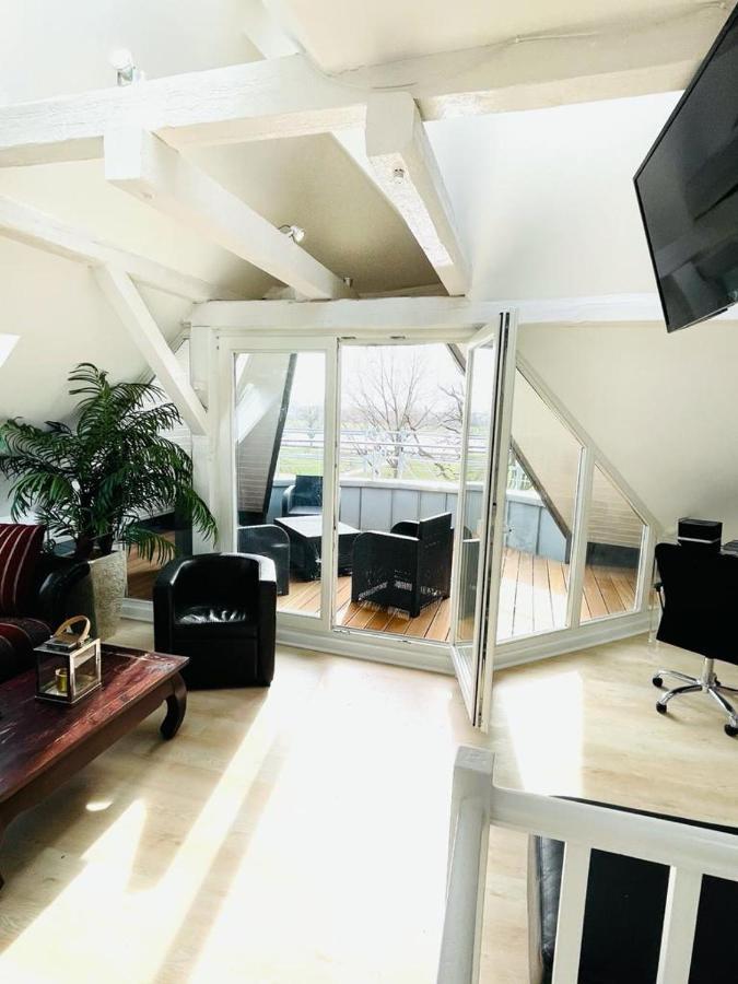 Apartament Luxury Rooftop Loft With River View 10Min To City Düsseldorf Zewnętrze zdjęcie