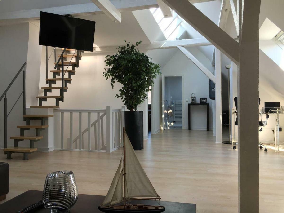 Apartament Luxury Rooftop Loft With River View 10Min To City Düsseldorf Zewnętrze zdjęcie